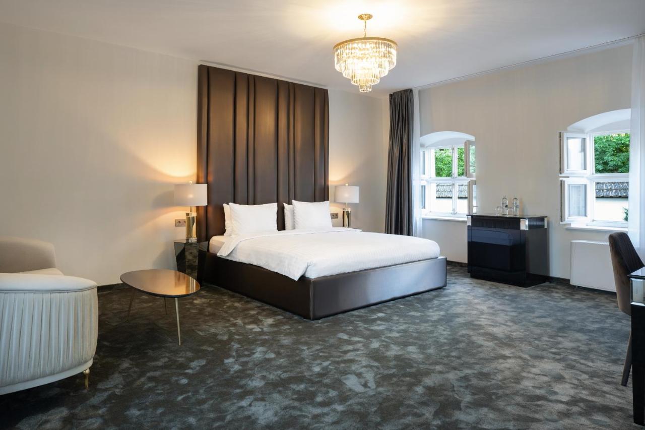 St Palace Hotel VNO Eksteriør bilde
